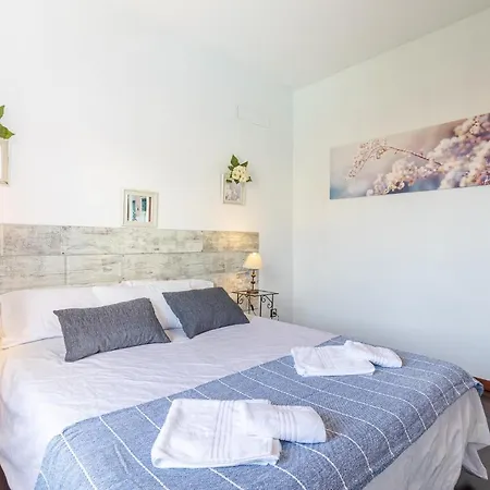 Holiday home Samperez Piscina Jardin 5 12 Personas